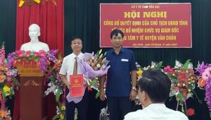 Hội nghị công bố Quyết định bổ nhiệm Giám đốc Trung tâm Y tế huyện Văn Chấn