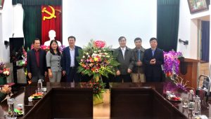 Lãnh Đạo Huyện Ủy – Ủy Ban Nhân Dân Huyện Thăm Và Chúc Mừng Trung Tâm Y Tế Nhân Dịp Ngày Thầy Thuốc Việt Nam 27/2/2021