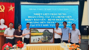TRUNG TÂM Y TẾ KHU VỰC VĂN CHẤN ĐÓN TIẾP 2 ĐƠN VỊ ĐẾN THAM QUAN, TRAO ĐỔI, CHIA SẺ KINH NGHIỆM