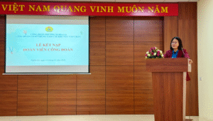 CÔNG ĐOÀN CƠ SỞ TRUNG TÂM Y TẾ KHU VỰC VĂN CHẤN TỔ CHỨC LỄ KẾT NẠP ĐOÀN VIÊN CÔNG ĐOÀN NĂM 2026